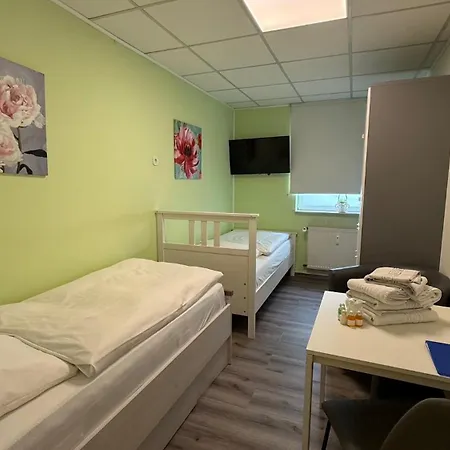 Monteur-zimmer Winter Vandrarhem